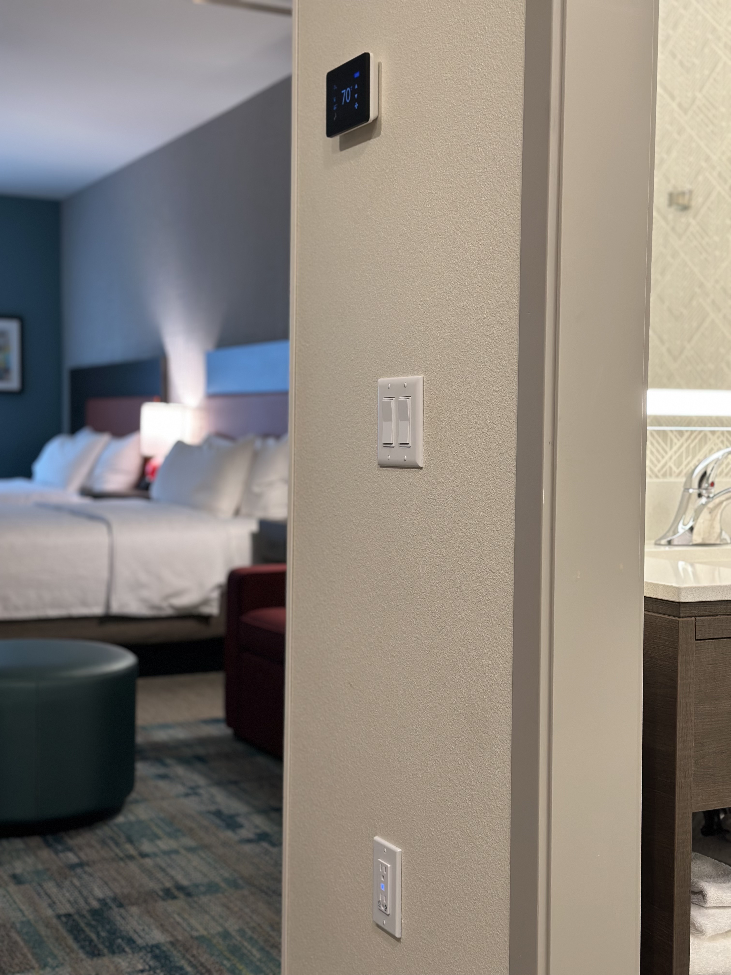 Light switch room photo 2